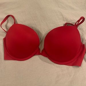 Victoria’s Secret Love Cloud Push Up Bra Red